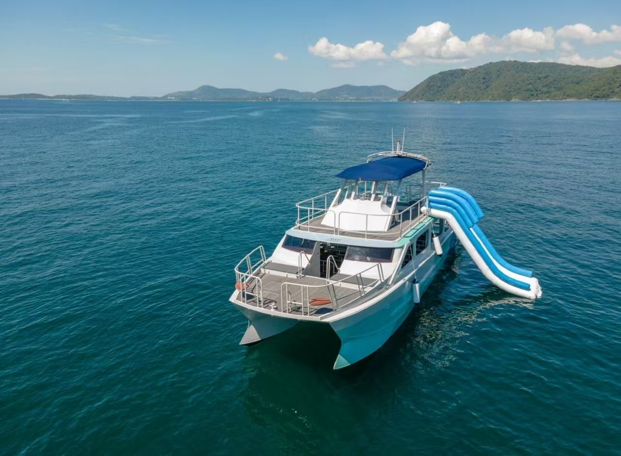 Day Trip Racha Island + Coral Island By Catamaran (Blue Whale 蓝鲸号)