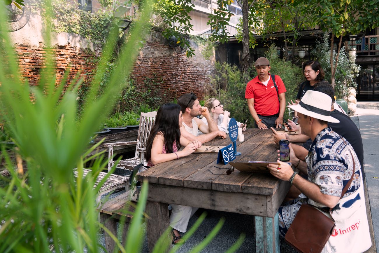 Bangkok: Hidden Talad Noi and Chinatown