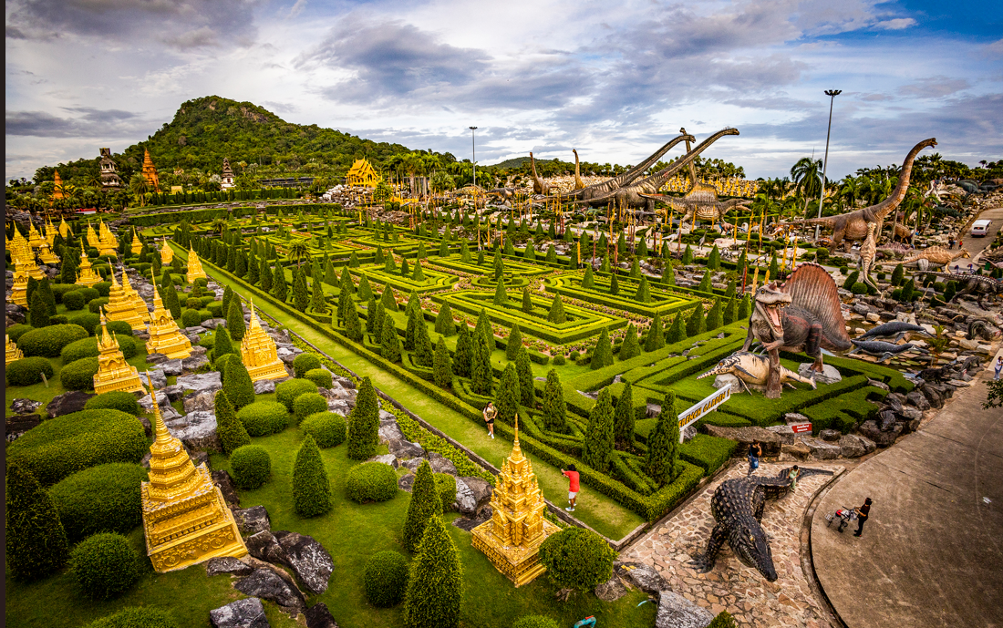 (Indian) Nong Nooch Tropical Garden Pattaya