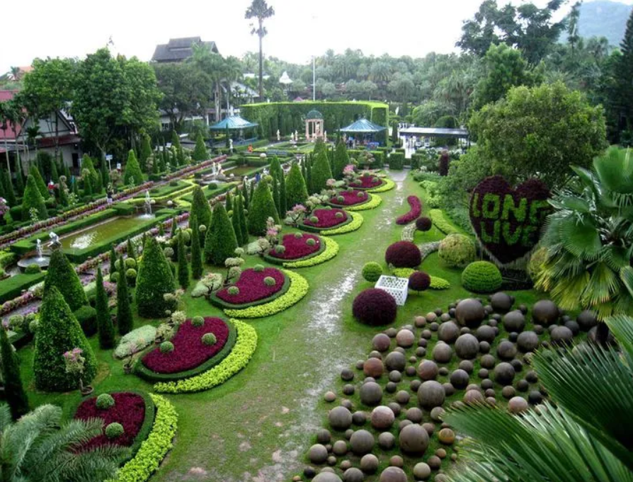 (Indian) Nong Nooch Tropical Garden Pattaya