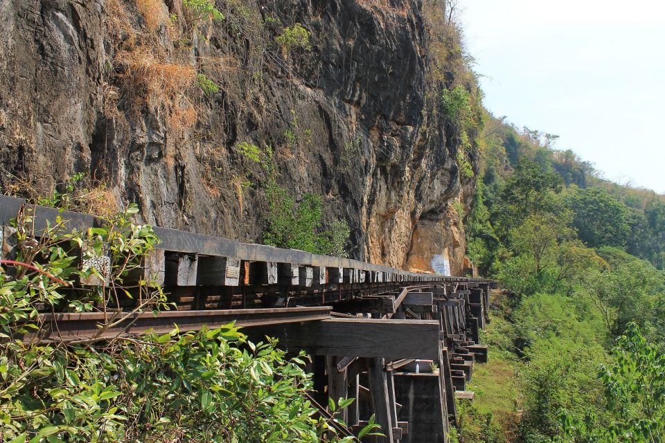From Bangkok : Historical Day Tour to River Kwai with English Guide