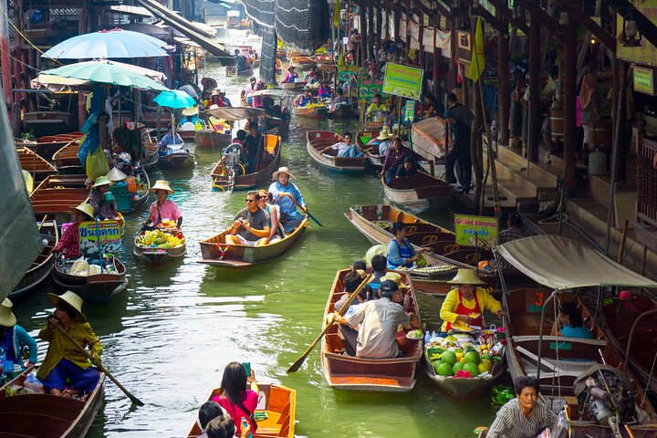 Classic Bangkok tour - Railway Train market & Damnoen Saduak Floating market