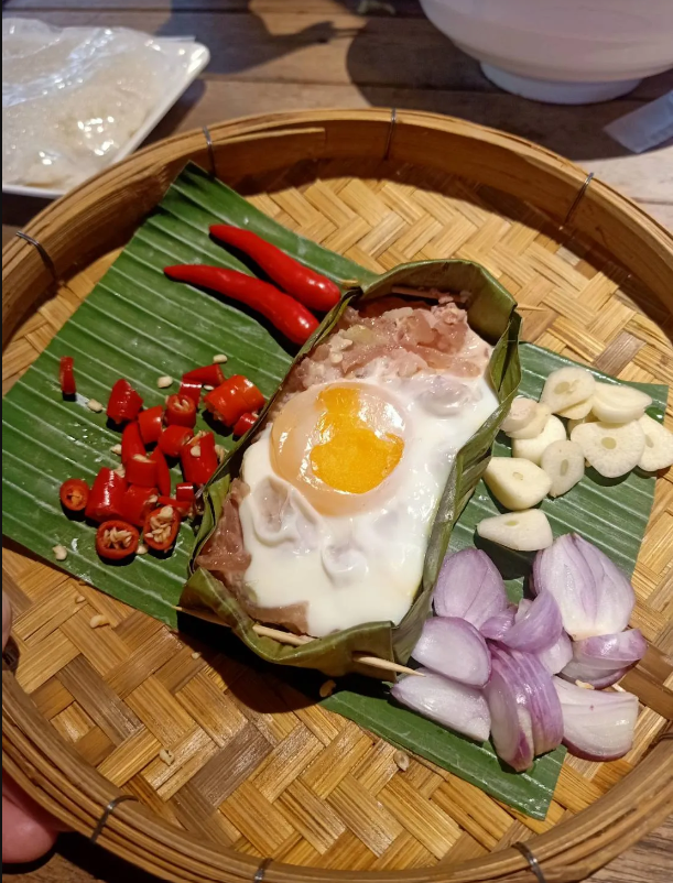Chiang Mai Evening Street Food Walking Tour