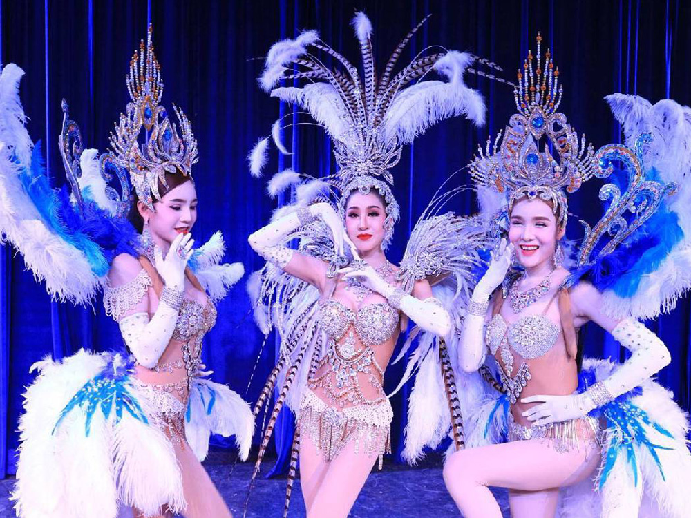 Chiang Mai: Miracle Cabaret Show with Share Transfer