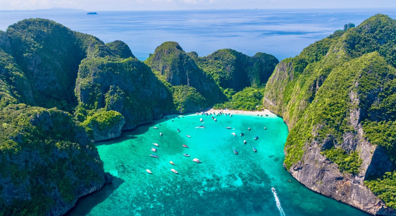Join Tour Early Bird Phi Phi + 4 Islands (Excluded National Park Fee)