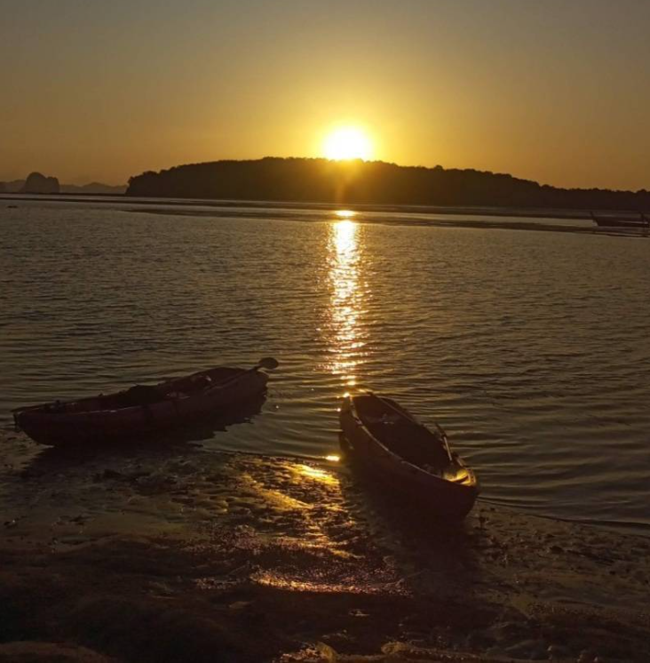 Join Tour Day Trip / Half Day Trip Kayaking Krabi