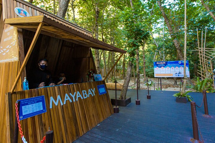 Join Tour Phi Phi Island - Maya Bay - Khai Island