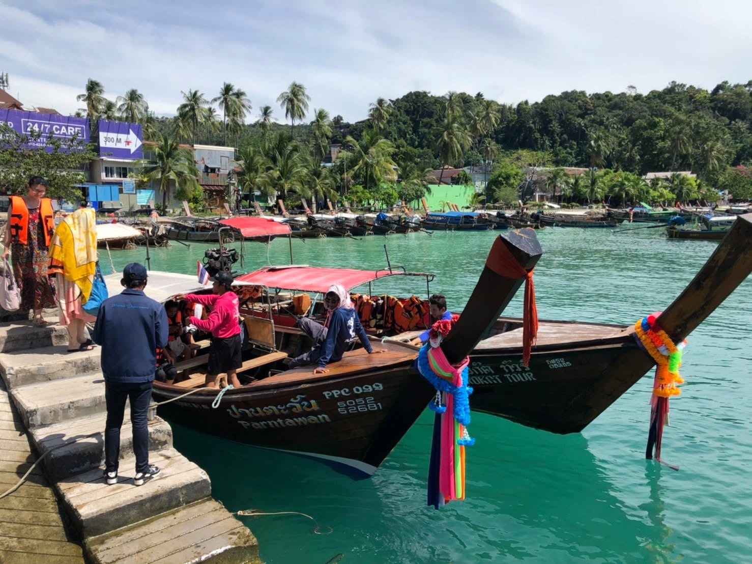 Phi Phi Island 5Points Half Day by Local Longtail Boat